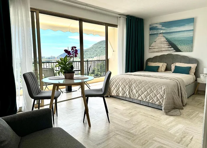 My Resid Appart Cannes Marina Vue Mer