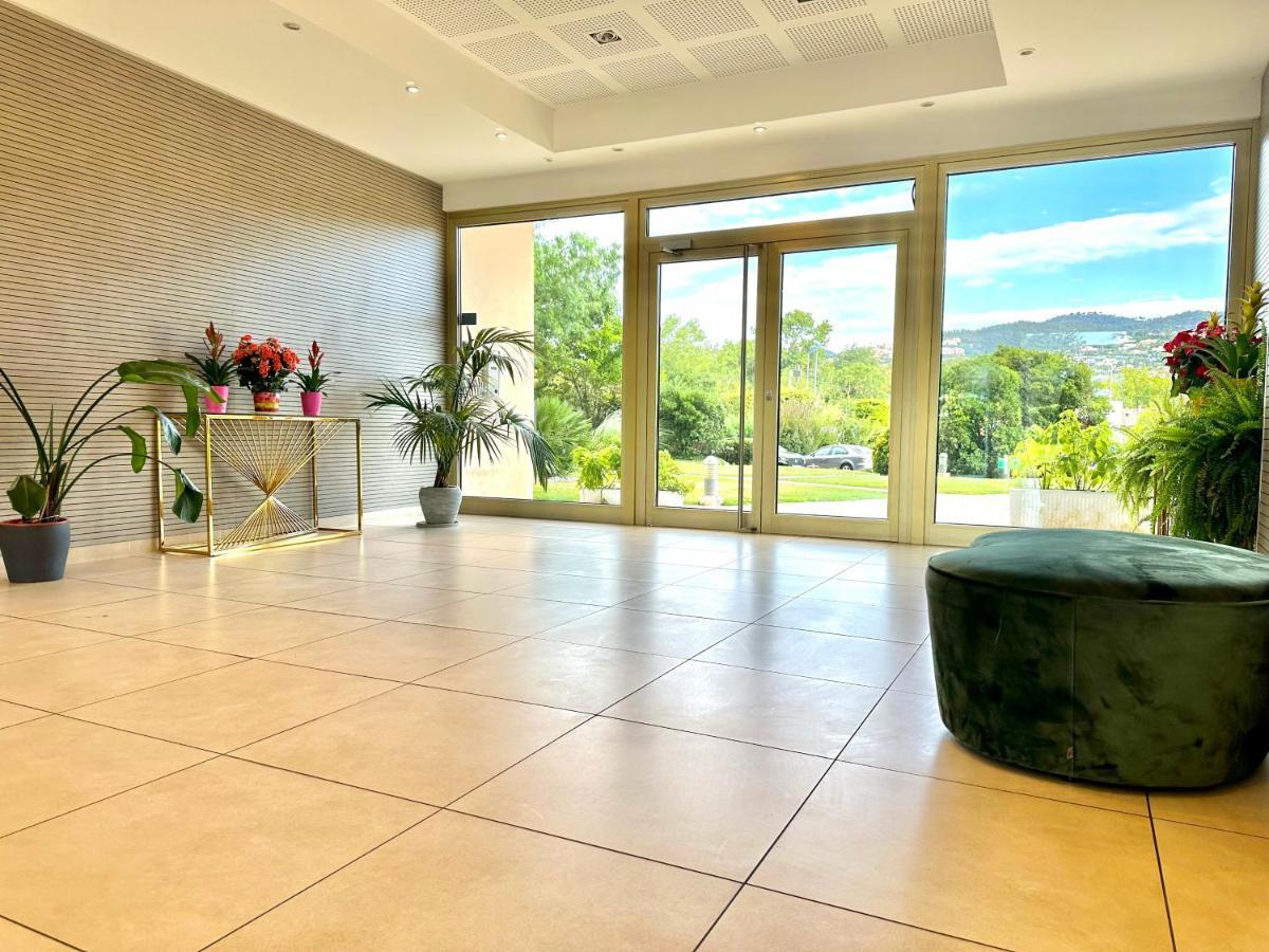 Apartment My Resid Cannes Marina Vue *